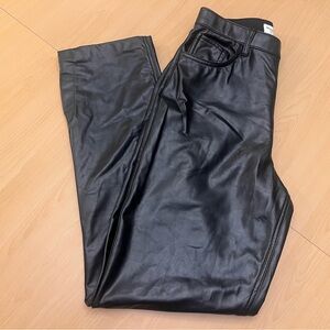 Abercrombie 90s Straight Ultra High Rise Vegan Leather Split Hem Pants 8 Long